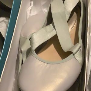 , 360 easy spirit flats